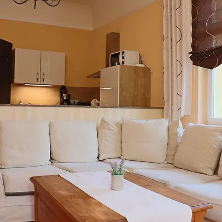 Liliengrund Apartment *