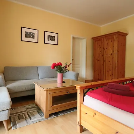 Liliengrund Apartment *