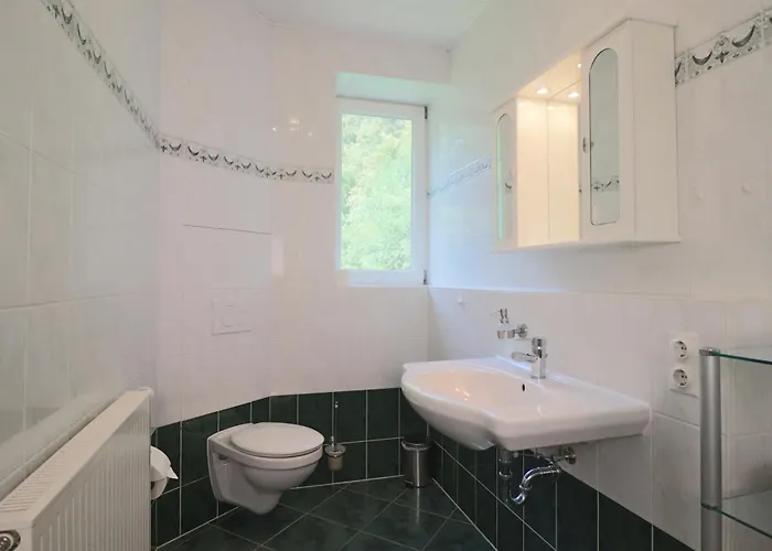 Liliengrund * Άιζεναχ